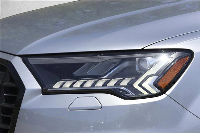 Used 2021 Audi Q7 3.0T Prestige AWD/4WD image 10