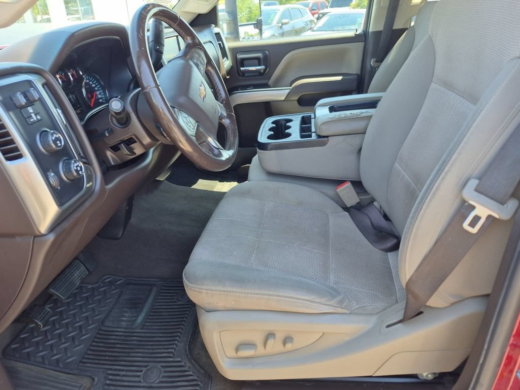 Used 2018 Chevrolet Silverado 2500 LT w/ LT Convenience Package AWD/4WD image 8