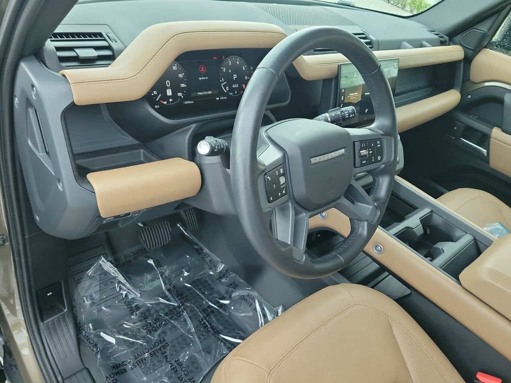 Certified 2025 Land Rover Defender 110 S AWD/4WD image 24