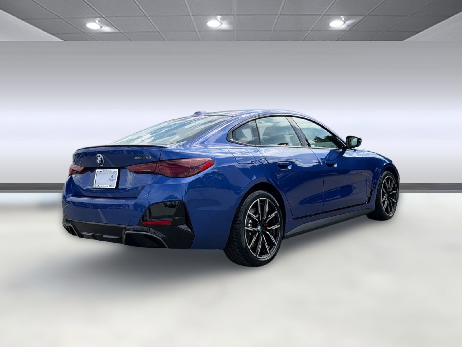 New 2026 BMW i4 eDrive40 w/ M Sport Package RWD image 9