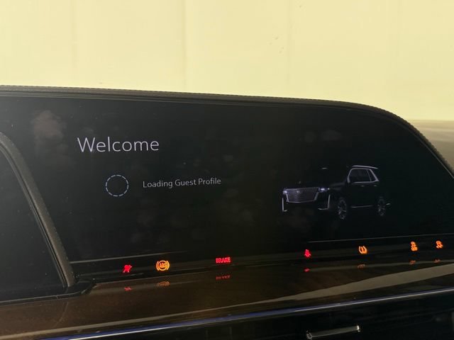 Certified 2024 Cadillac Escalade Sport Platinum w/ LPO, ONYX Package AWD/4WD image 17