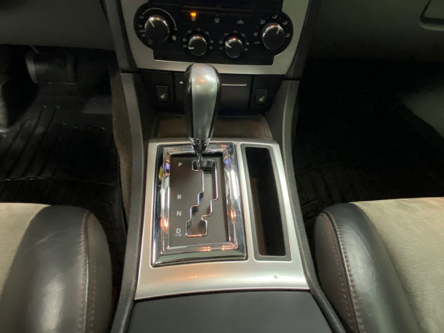 Used 2006 Dodge Charger SRT8 w/ SRT Option Group III RWD image 30