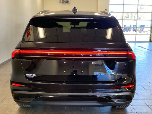 New 2026 Lincoln Nautilus Reserve w/ Jet Appearance Package image 13