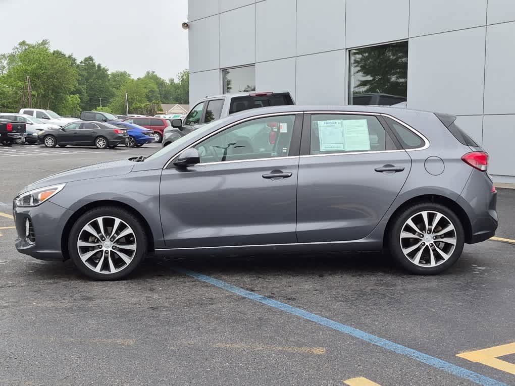 Used 2019 Hyundai Elantra GT FWD image 5