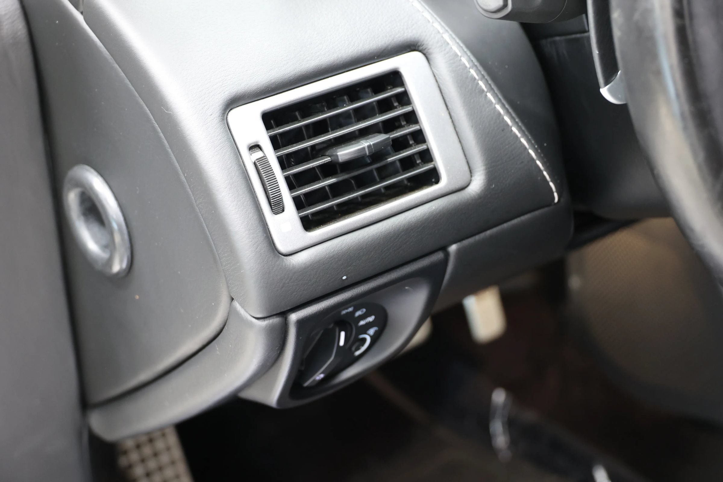 Used 2014 Aston Martin Rapide S RWD image 21