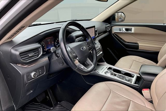 Used 2020 Ford Explorer Limited image 13
