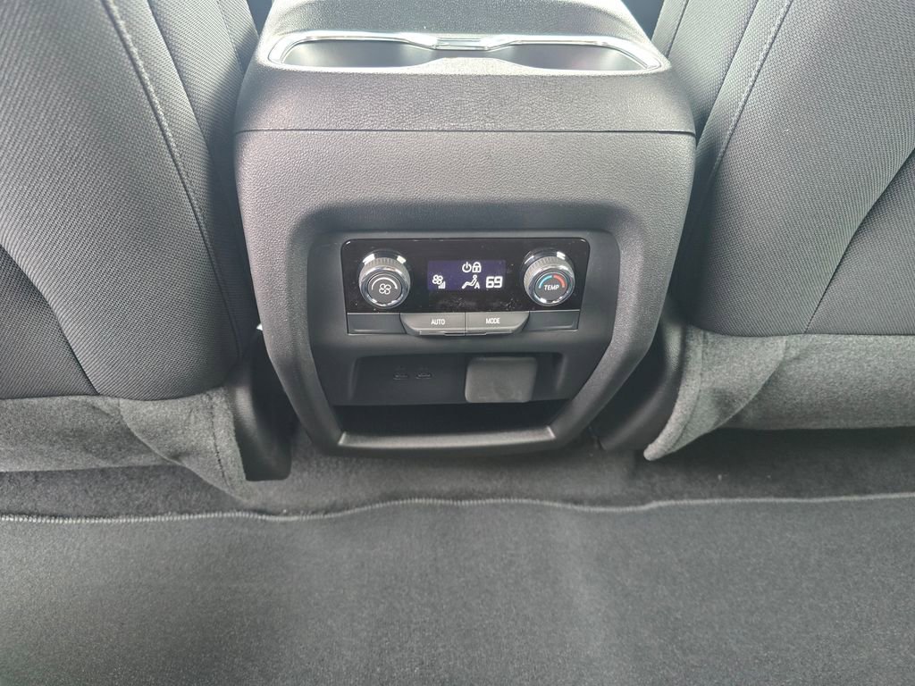 New 2026 Chevrolet Traverse LT w/ Midnight/Sport Edition image 22