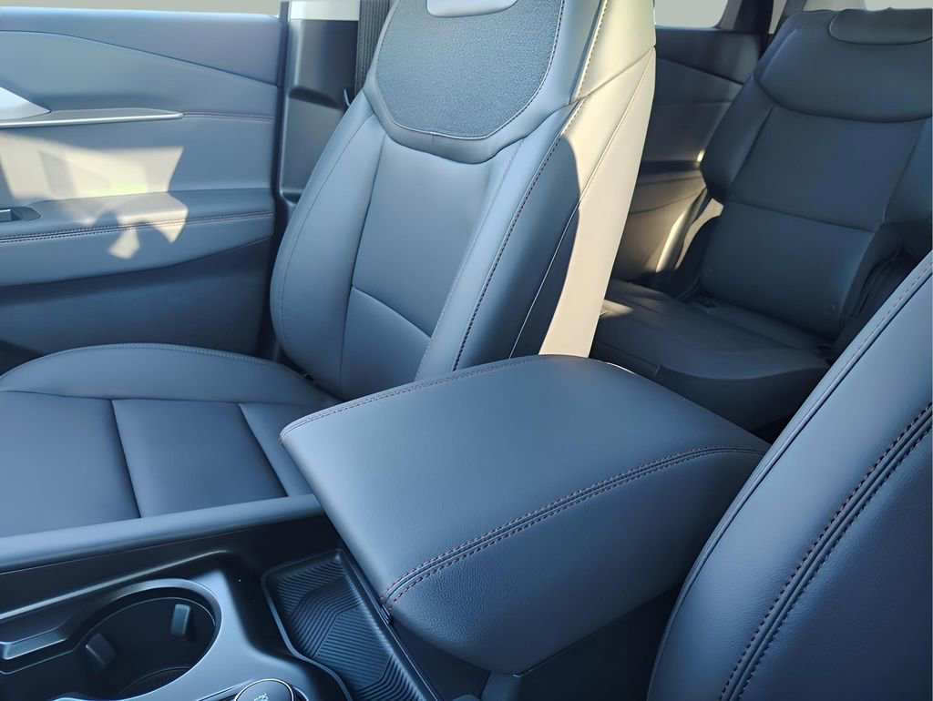 New 2026 Ford Explorer Active w/ Active Comfort Package image 22