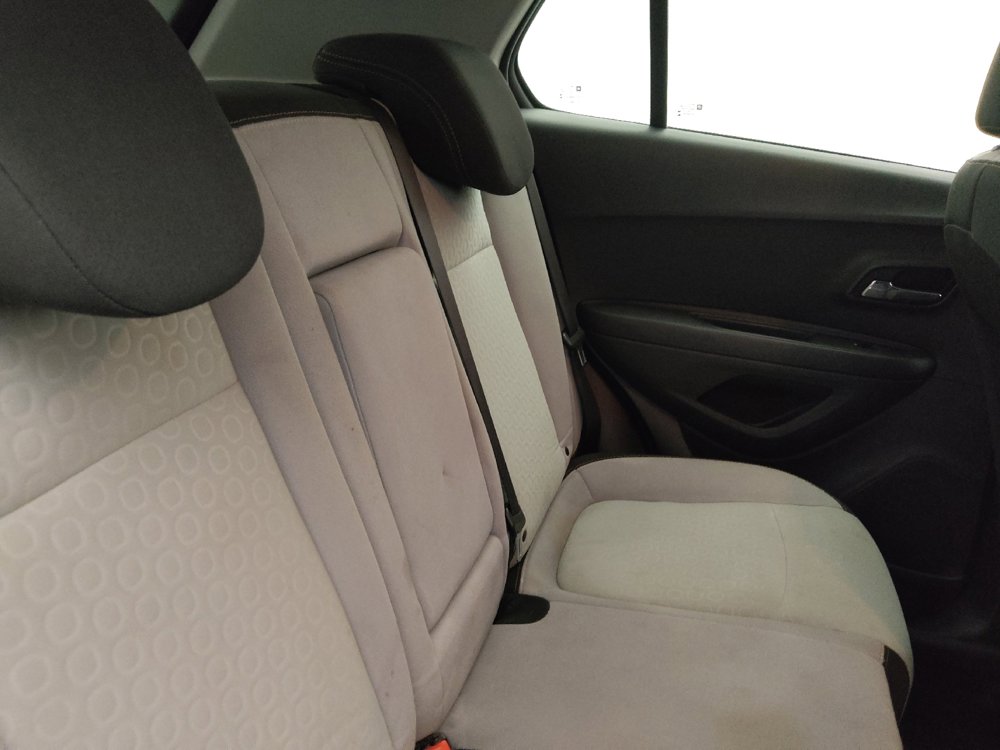 Used 2020 Chevrolet Trax LS image 19