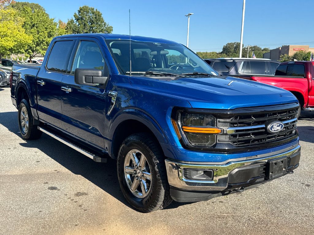 Used 2025 Ford F150 XLT w/ Equipment Group 301A Standard AWD/4WD image 4