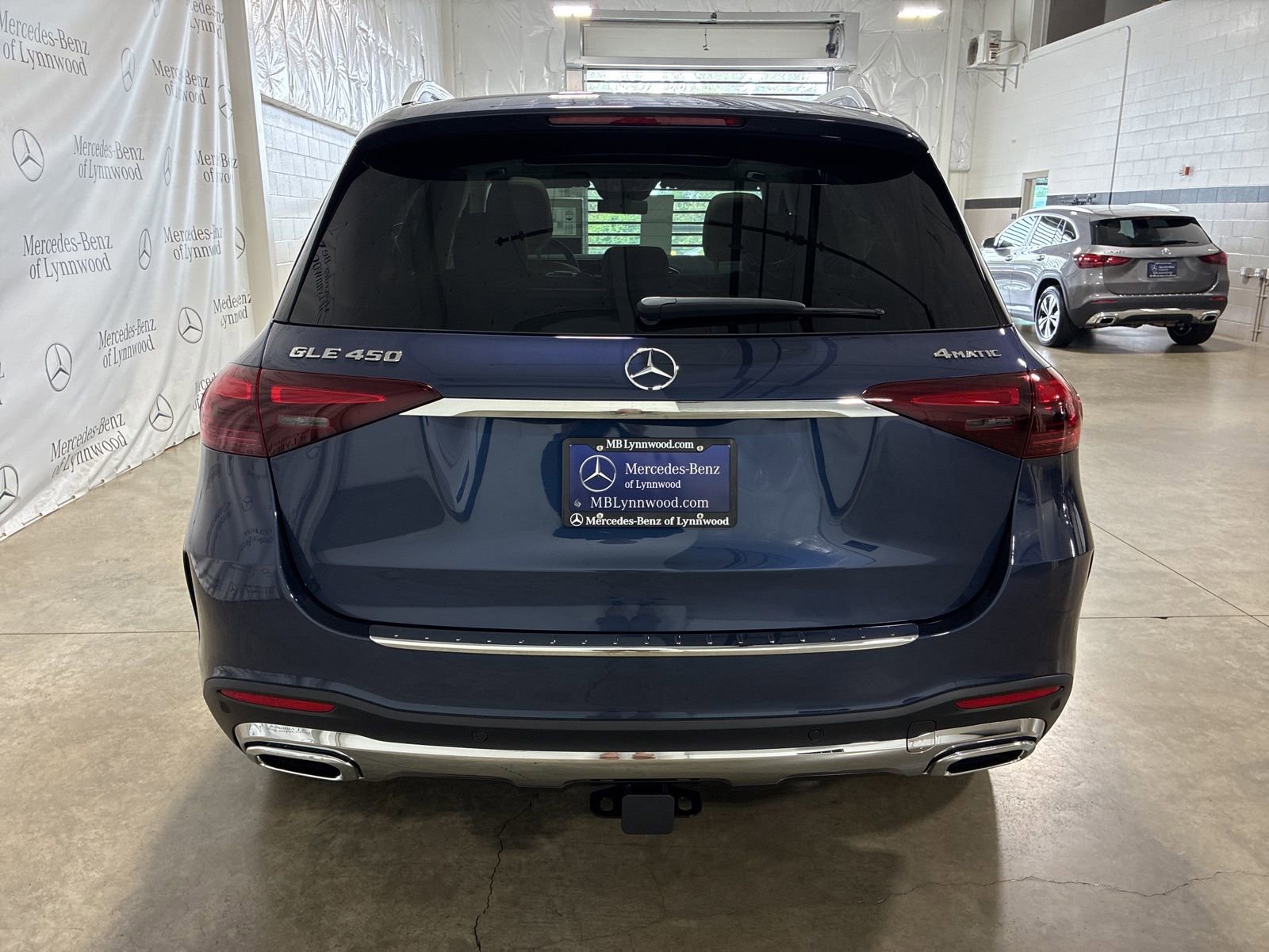 New 2026 Mercedes-Benz GLE 450 4MATIC image 4