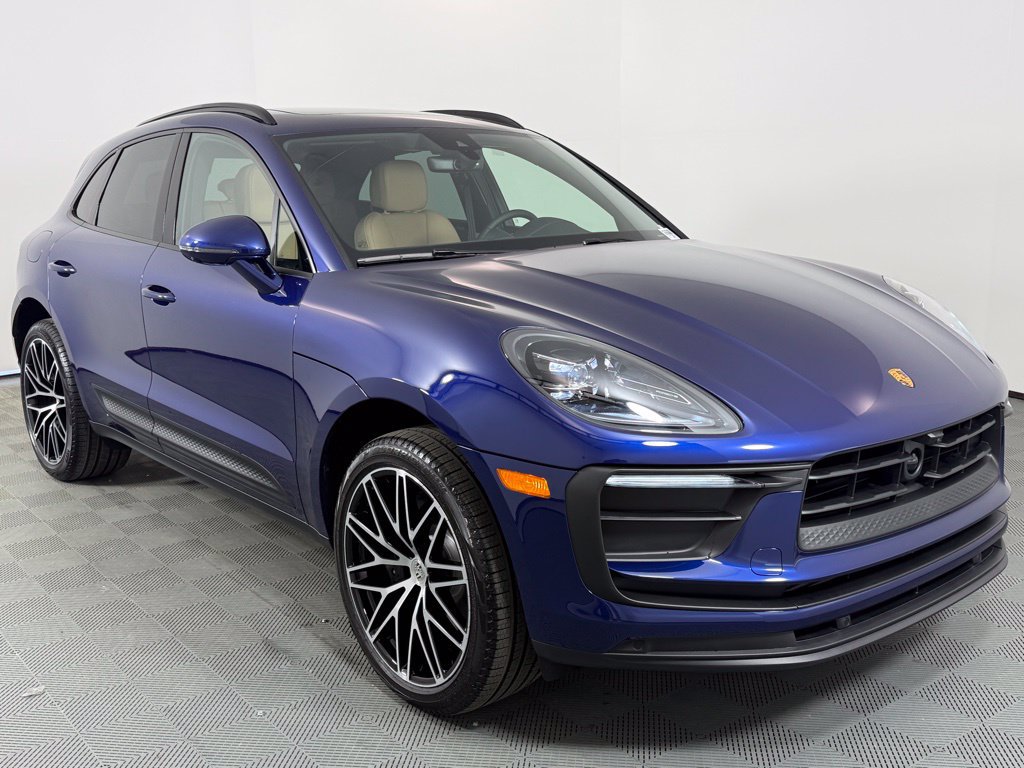 New 2026 Porsche Macan AWD/4WD image 9