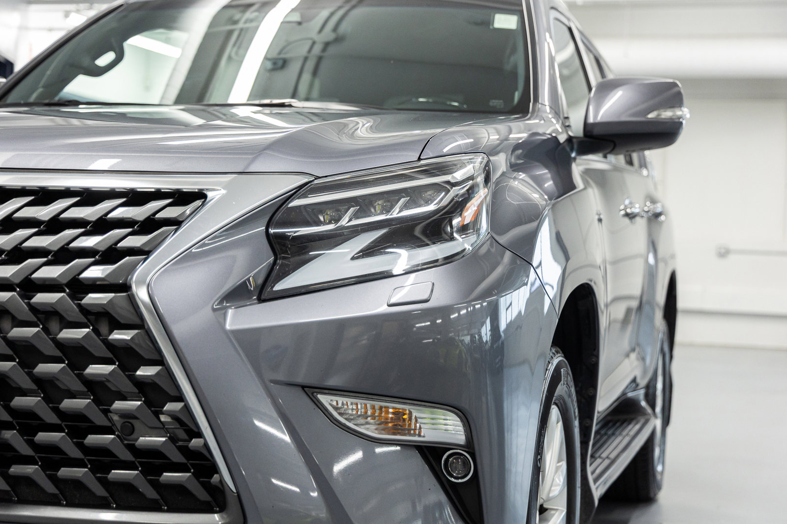 Used 2022 Lexus GX 460 Premium w/ Premium Package AWD/4WD image 9