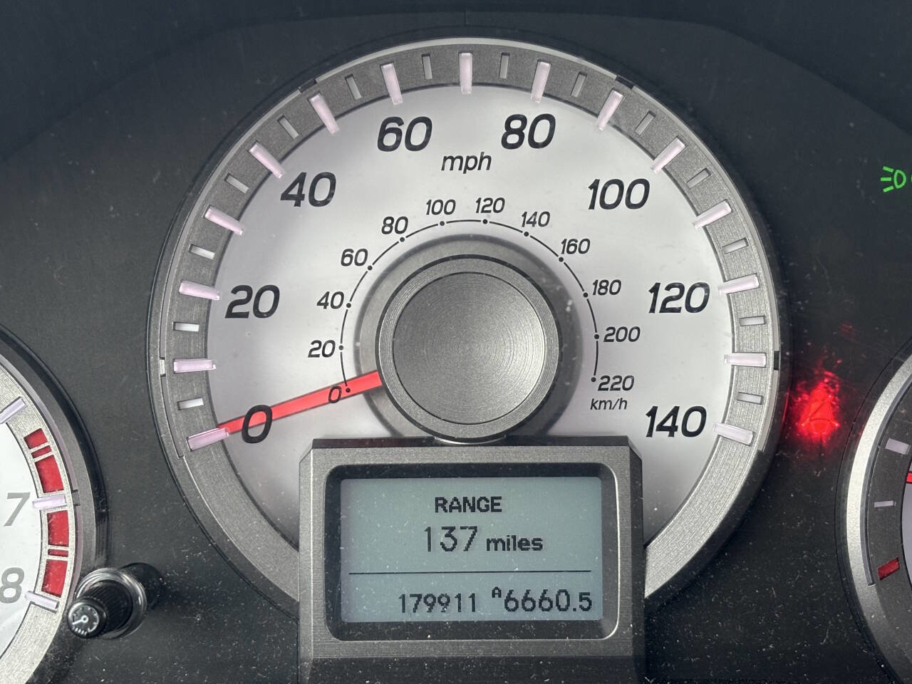 Used 2012 Honda Pilot Touring image 17