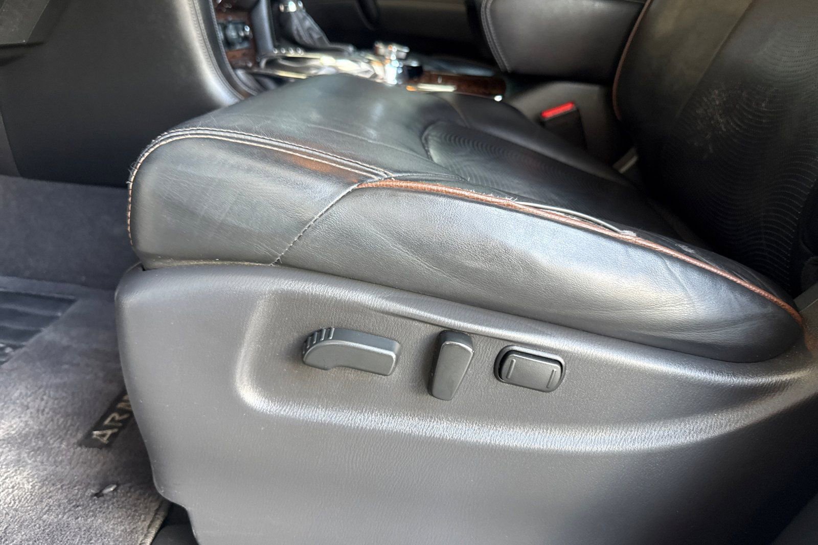 Used 2017 Nissan Armada Platinum w/ Captain Seat Package AWD/4WD image 12