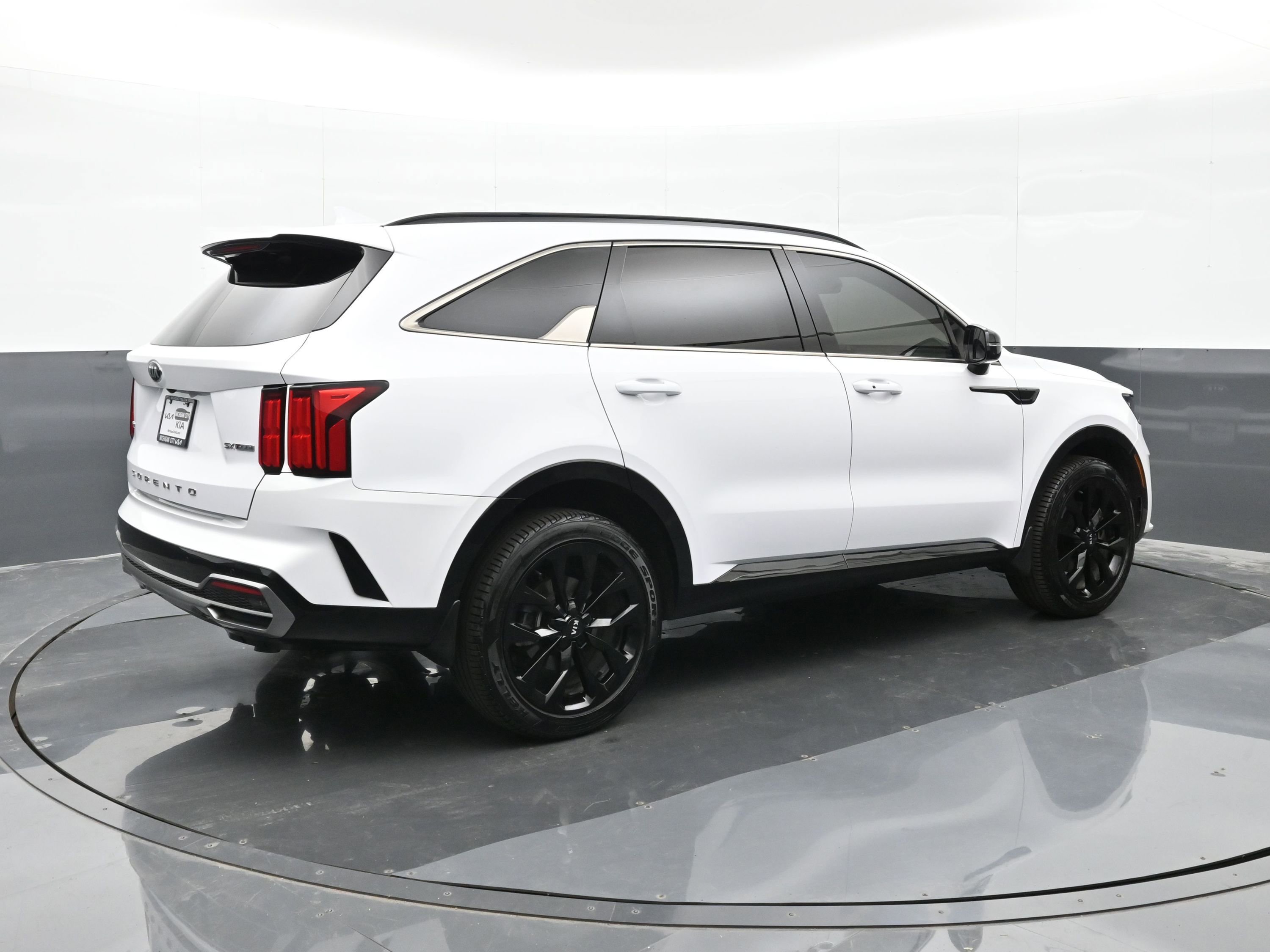 Used 2021 Kia Sorento SX image 8