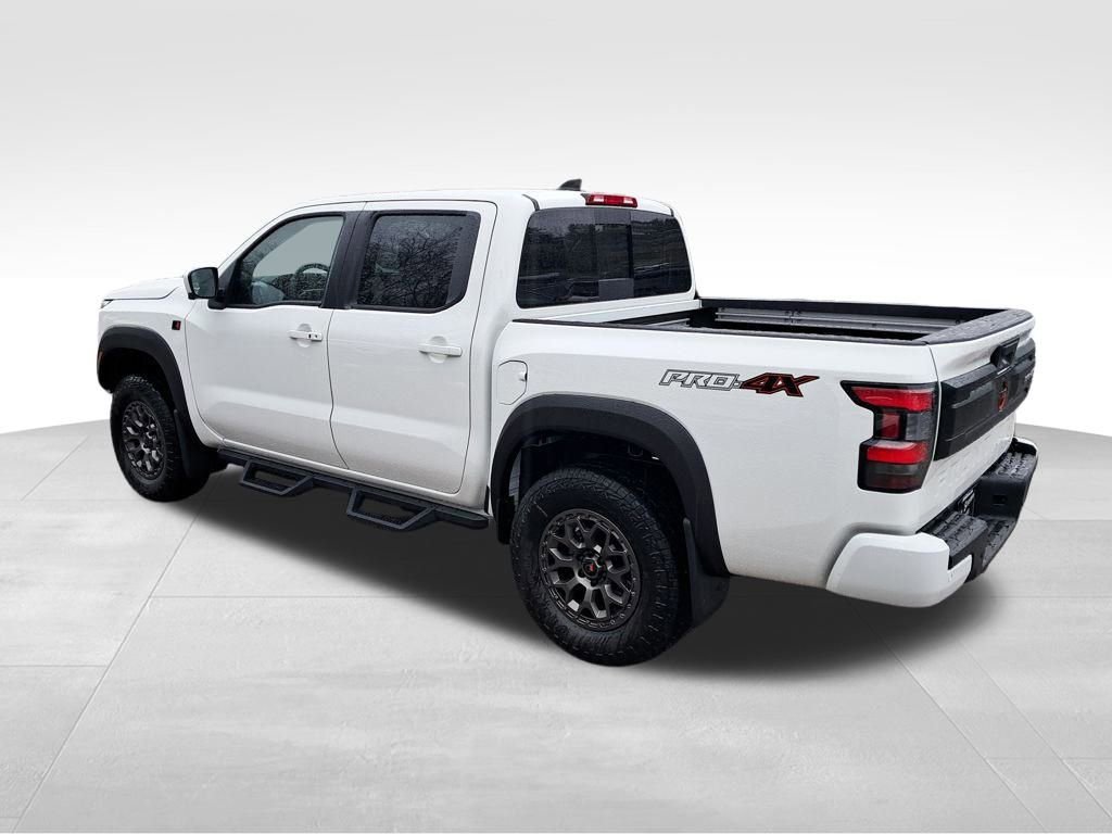 New 2026 Nissan Frontier PRO-4X w/ Pro-4x Convenience Package image 3