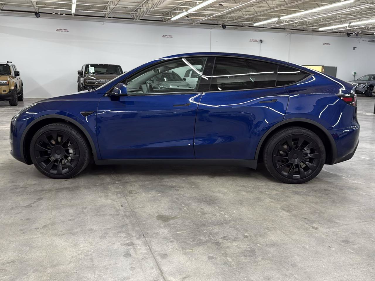 Used 2020 Tesla Model Y Long Range AWD/4WD image 12