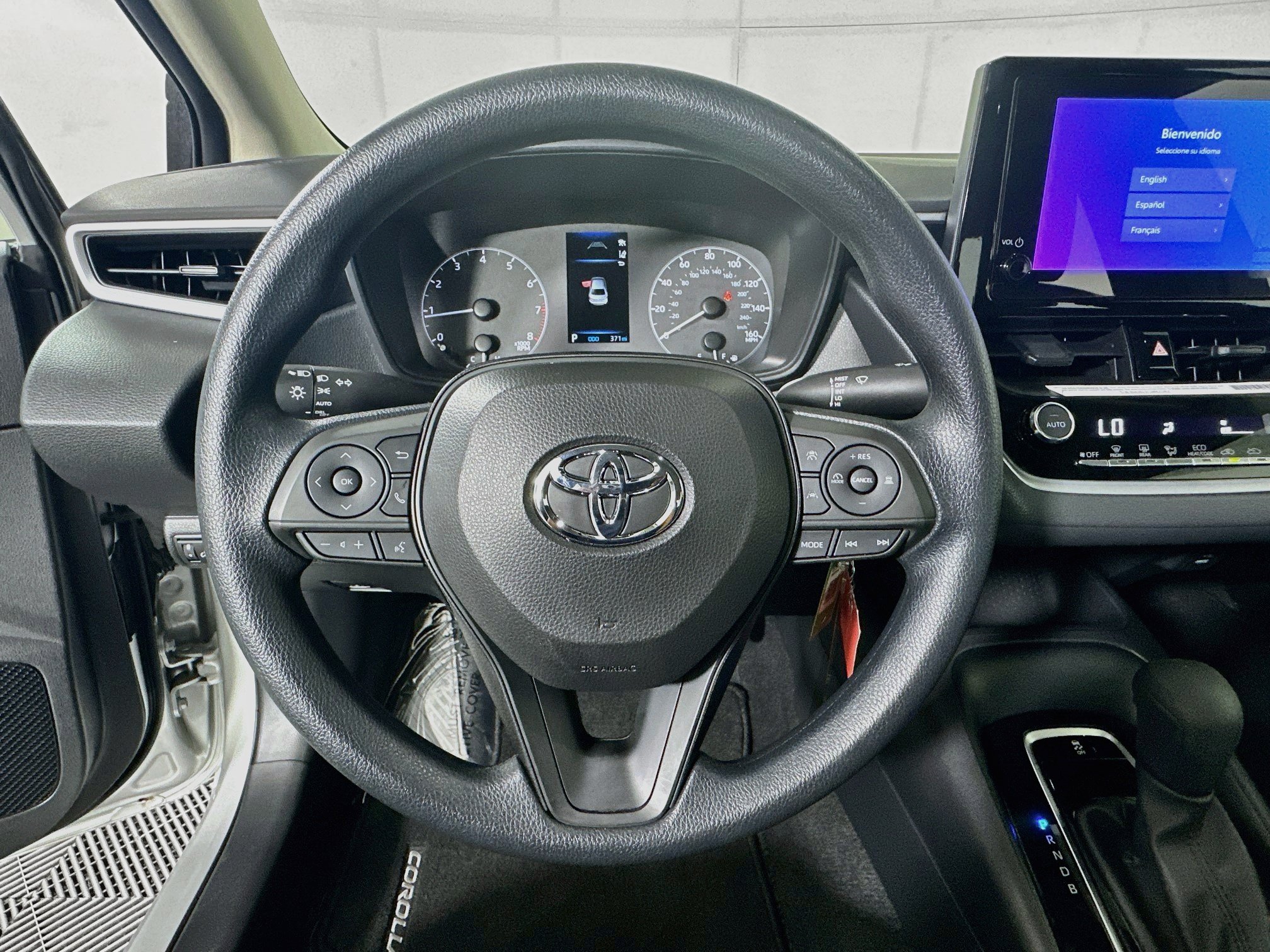 Used 2023 Toyota Corolla LE FWD image 15