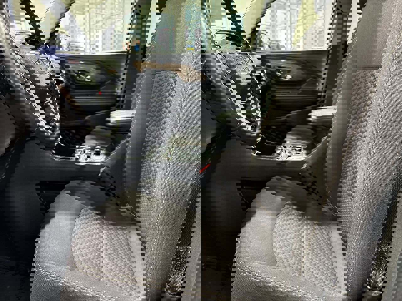 Used 2020 GMC Terrain SLE image 11