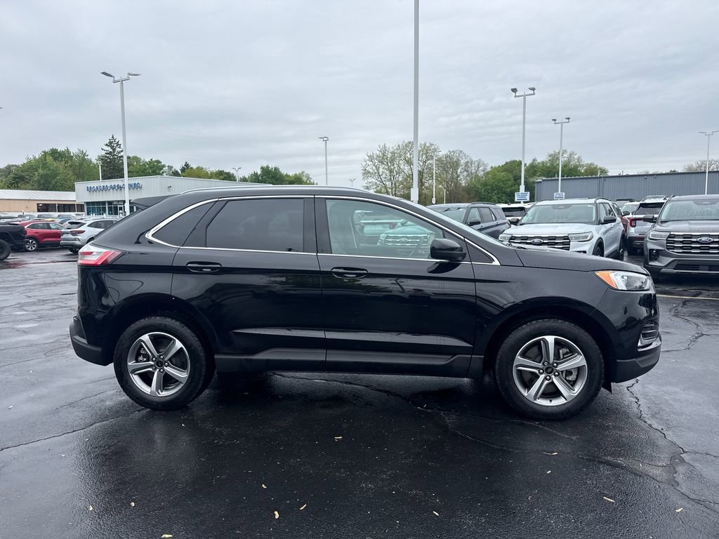 Used 2024 Ford Edge SEL w/ Convenience Package AWD/4WD image 6