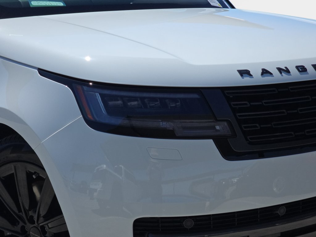New 2026 Land Rover Range Rover SE AWD/4WD image 33