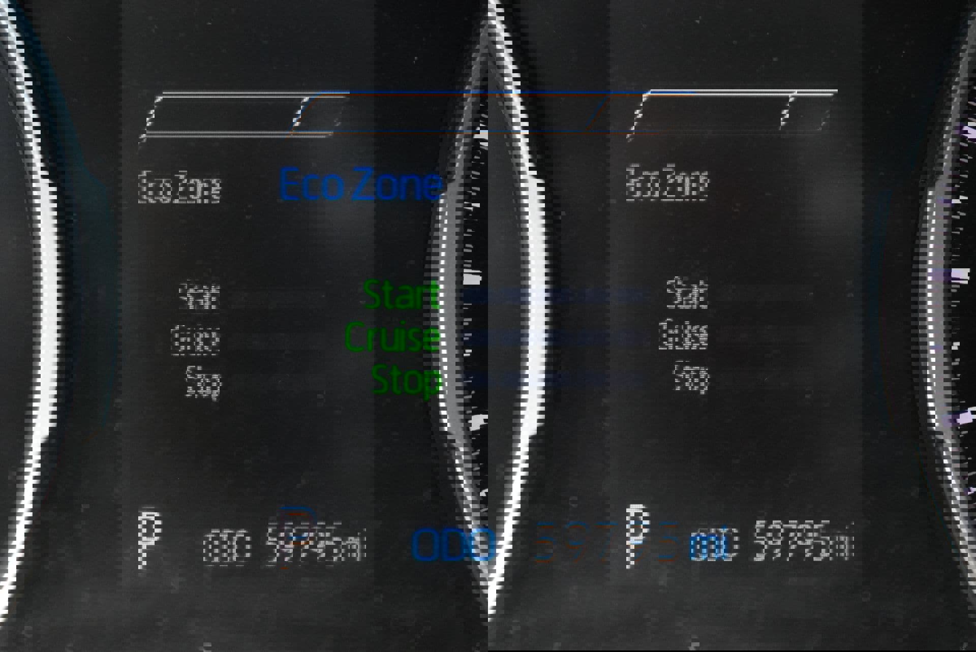 Used 2021 Toyota RAV4 LE image 30