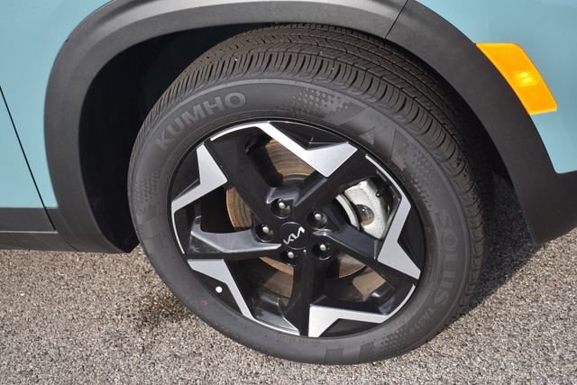 New 2026 Kia Seltos S AWD/4WD image 12