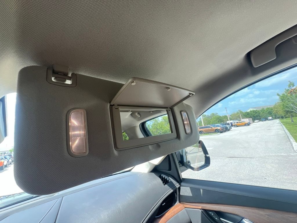 Used 2020 Cadillac Escalade Premium Luxury w/ LPO, Radiant Package RWD image 44