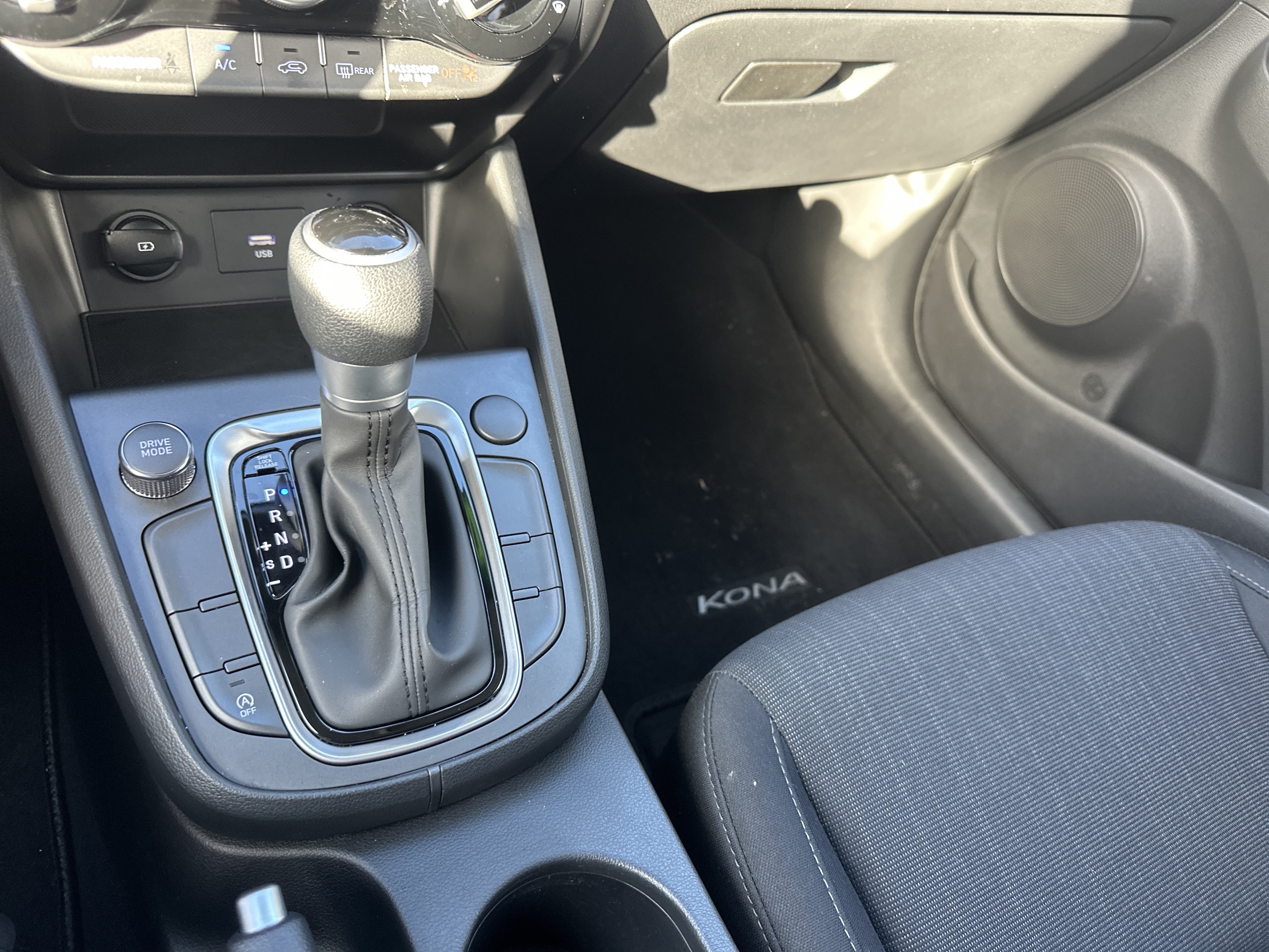 Used 2022 Hyundai Kona SEL w/ Cargo Package FWD image 20