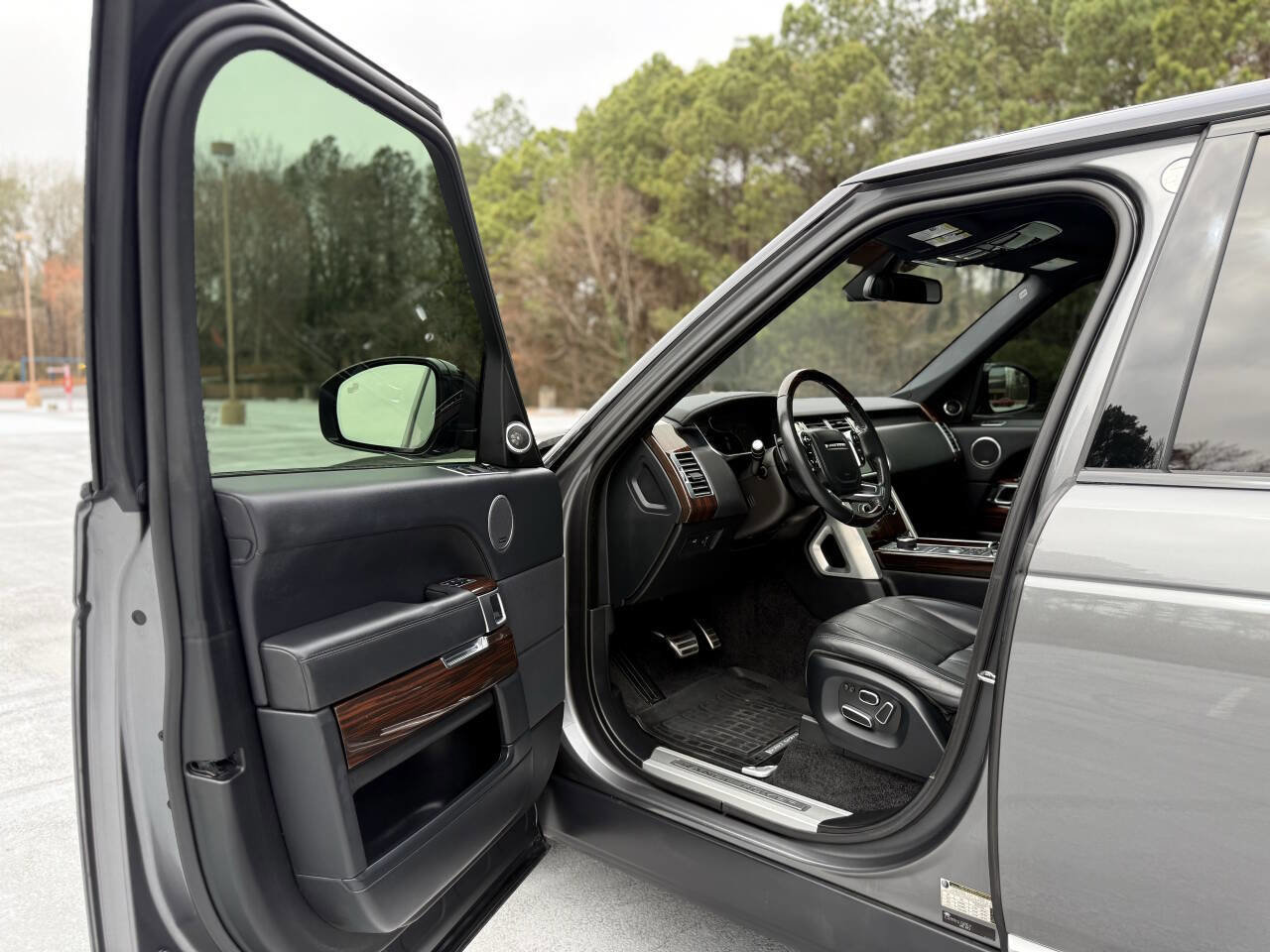 Used 2015 Land Rover Range Rover Long Wheelbase Supercharged image 16