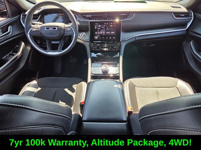 Certified 2023 Jeep Grand Cherokee Altitude image 13