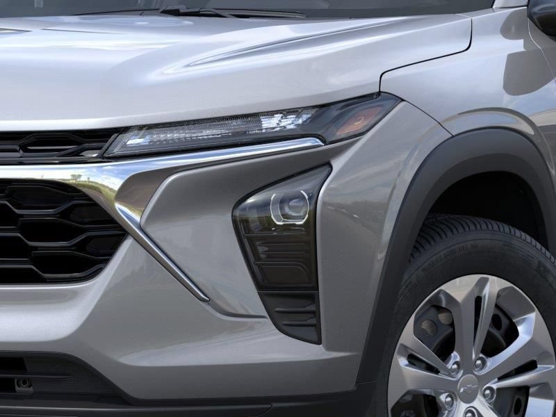 New 2026 Chevrolet Trax LS w/ Driver Confidence Package FWD image 10