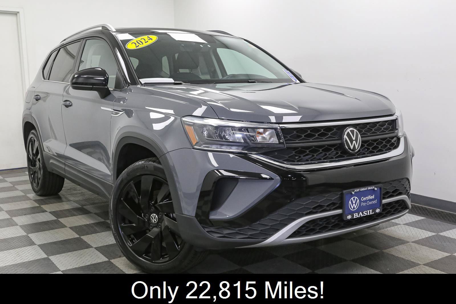 Certified 2024 Volkswagen Taos SE AWD/4WD image 3