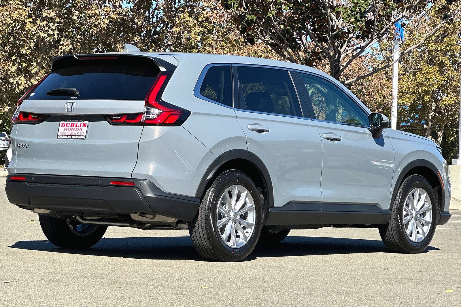 New 2024 Honda CR-V EX-L image 4