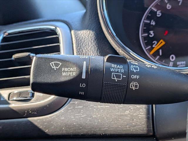Used 2018 Jeep Grand Cherokee Altitude RWD image 9