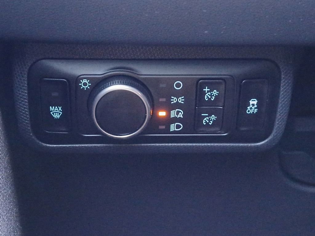 Used 2024 Ford Mustang Mach-E Select image 12