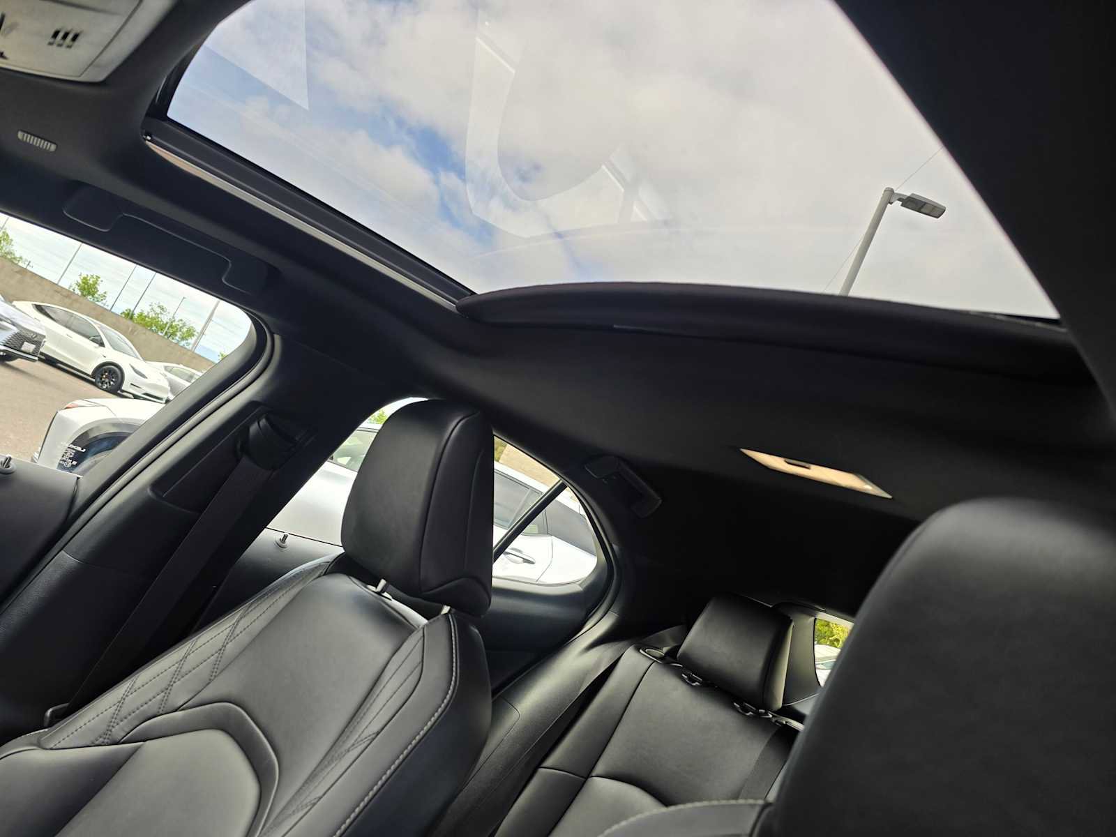 Certified 2024 Lexus UX 250h FWD image 25