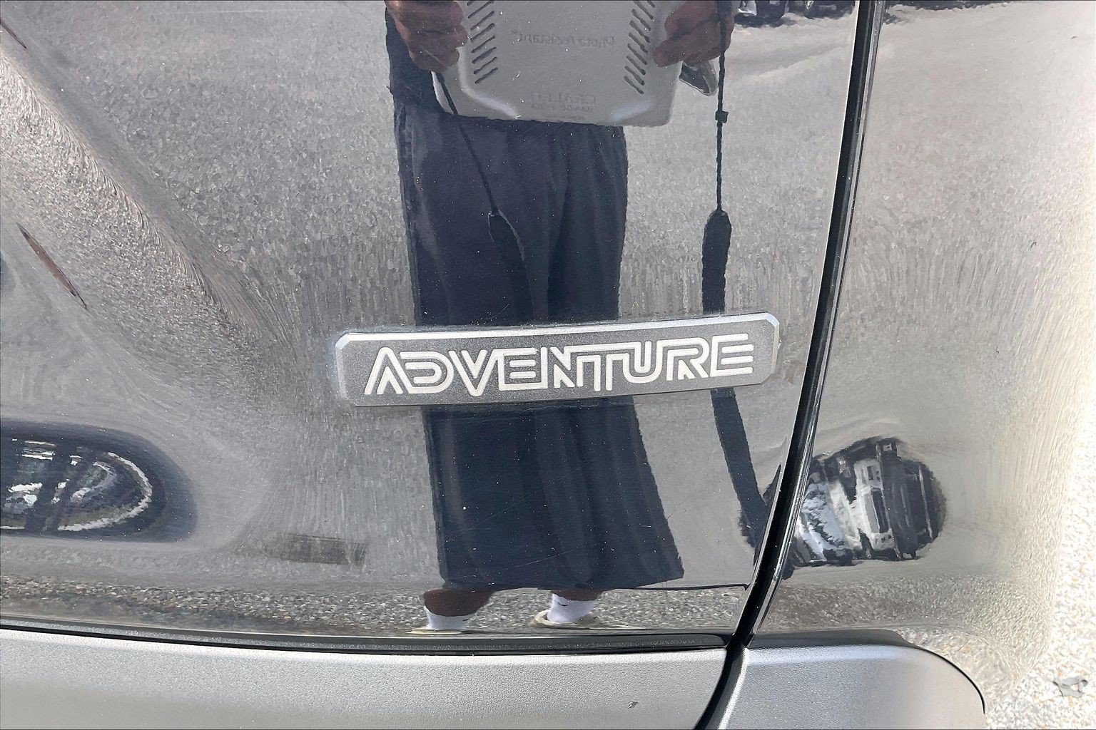 Used 2024 Toyota RAV4 Adventure AWD/4WD image 10