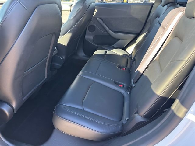 Used 2022 Tesla Model Y Performance image 14