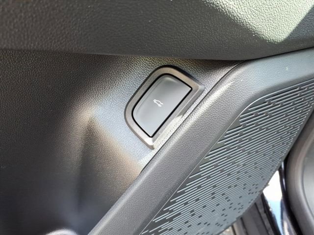 New 2026 Chevrolet Equinox LT w/ Convenience Package II image 12