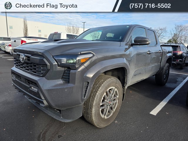 Used 2024 Toyota Tacoma TRD Sport image 1