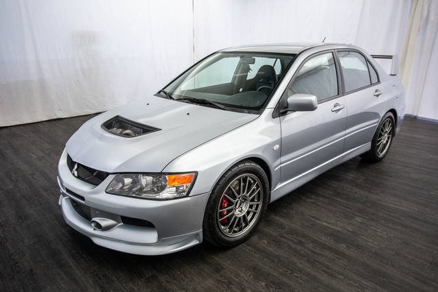 Used 2006 Mitsubishi Lancer Evolution MR AWD/4WD image 3