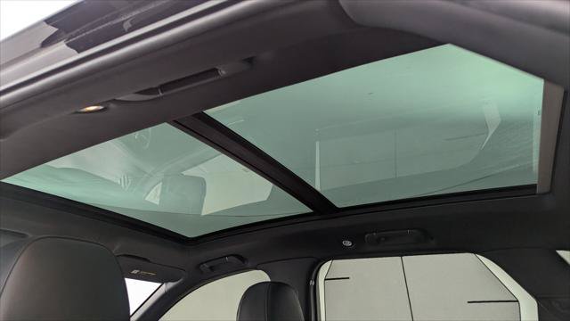 Used 2019 Bentley Bentayga AWD/4WD image 25