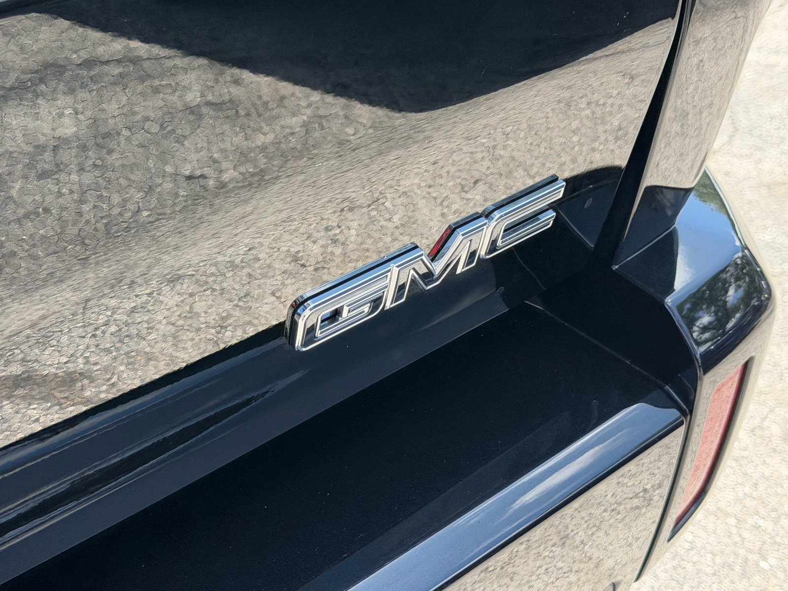 Used 2025 GMC Hummer EV 2X AWD/4WD image 16