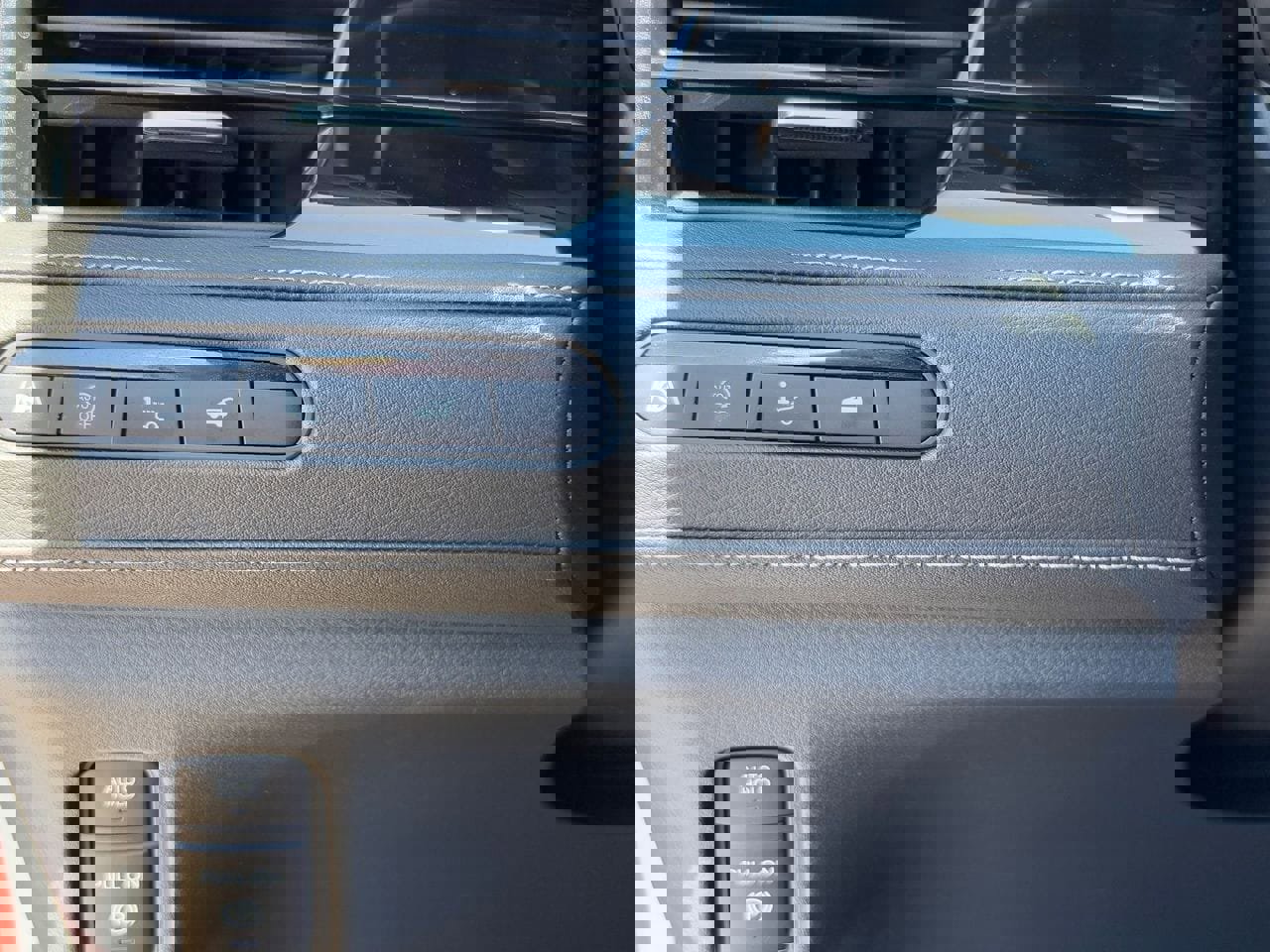 Certified 2025 INFINITI QX80 Luxe image 29