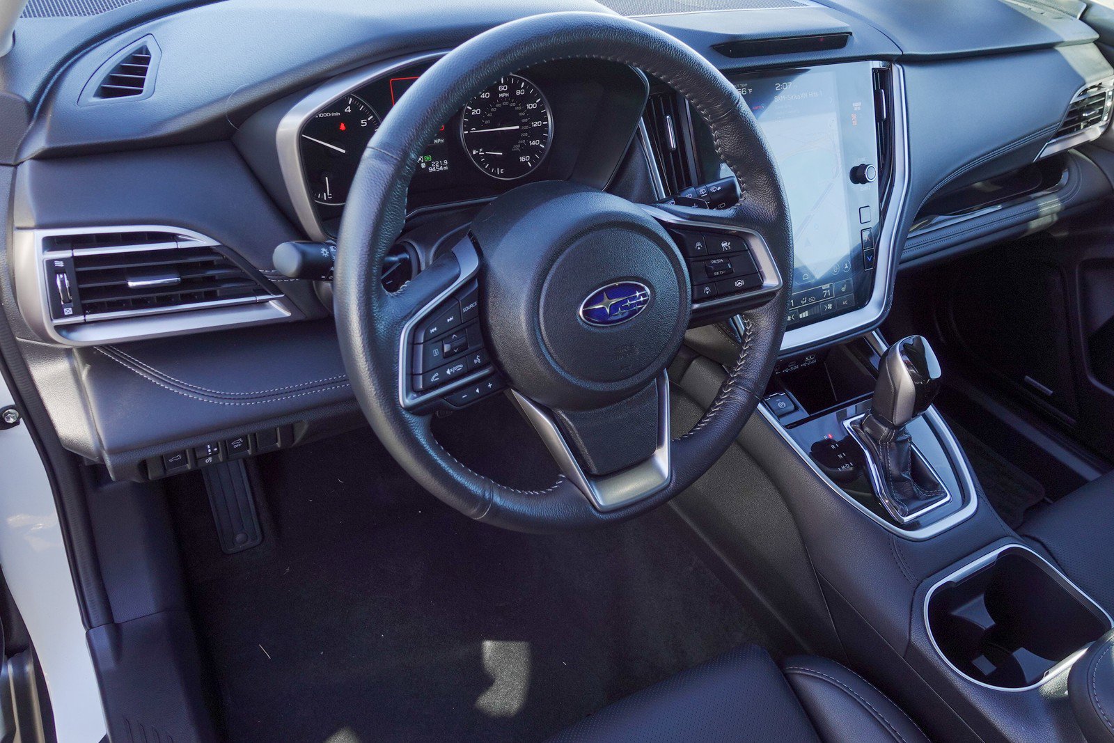 Certified 2025 Subaru Outback Limited image 9