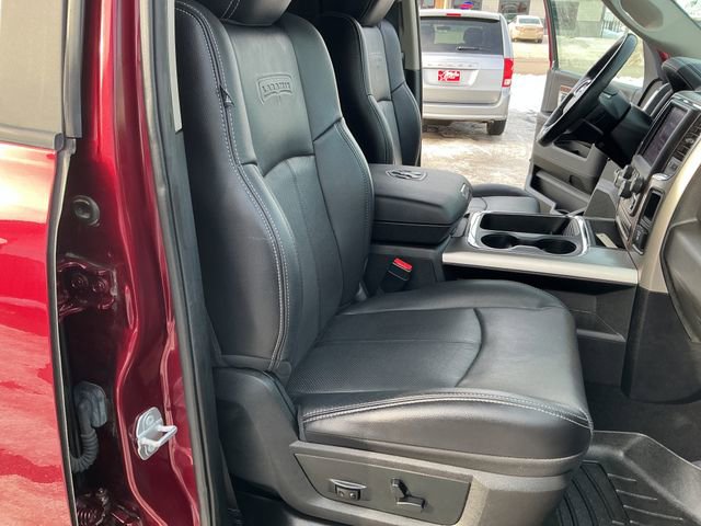 Used 2018 RAM 1500 Laramie w/ Convenience Group AWD/4WD image 37