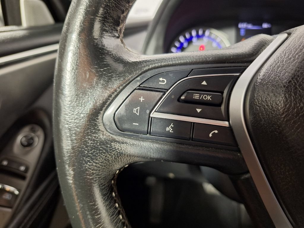 Used 2019 INFINITI Q60 3.0t Luxe AWD/4WD image 19
