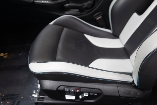 Used 2020 BMW M4 Coupe w/ Competition Package RWD image 51